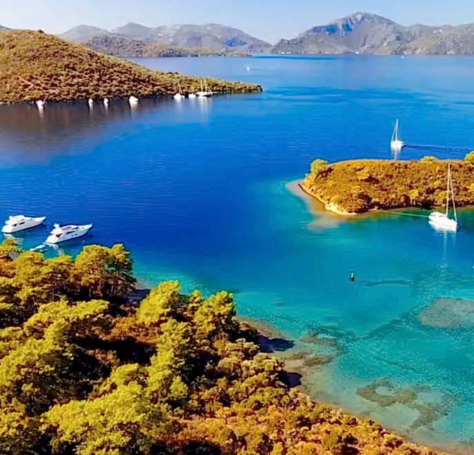 Göcek 12 adalar günlük günübirlik özel yatılı tekne turları