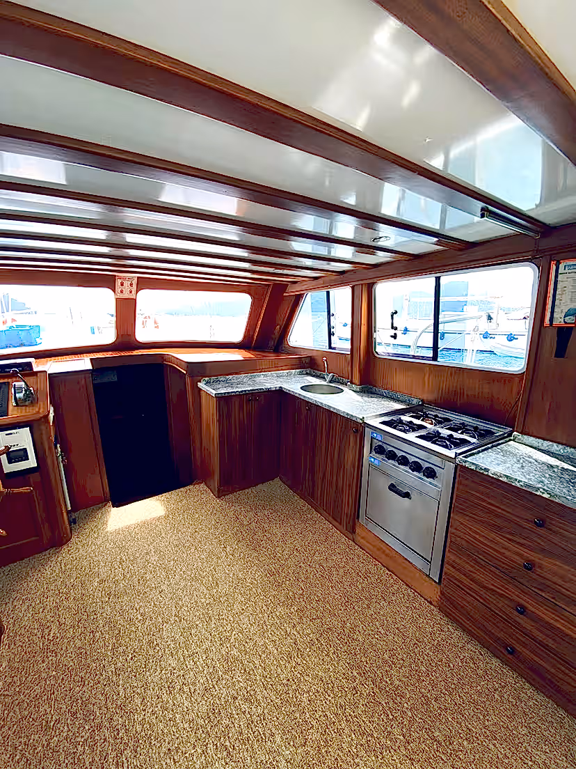 Tanura Fethiye Göcek Bodrum Marmaris Gulet Tekne Kiralama